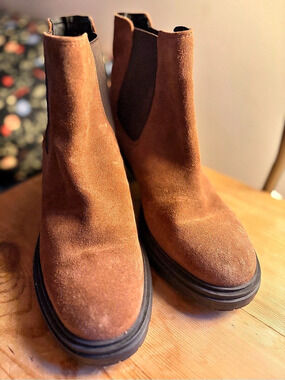Geox W Damiana Brown Suede Chelsea Ankle Boots Size 8 / 38